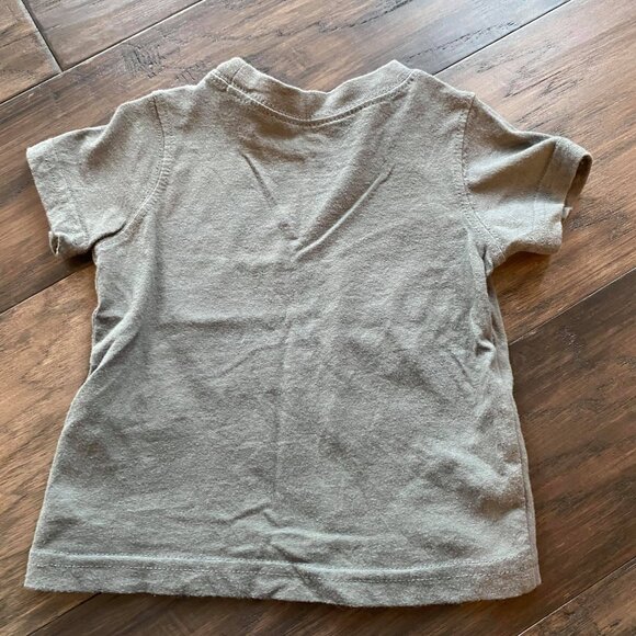 Boys 6 Month t-shirt - Picture 3 of 3